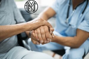 מתן טיפול סיעודי לקשישים