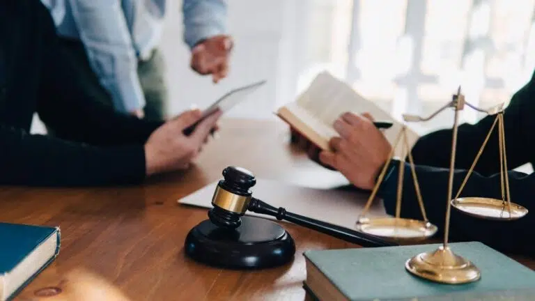 עורך דין מחיקת חובות